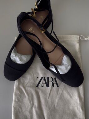 ZARA Black Square-Toe Ankle-Strap Flats with Gold Buckle
